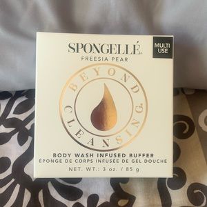 Freesia Pear Body Buffer